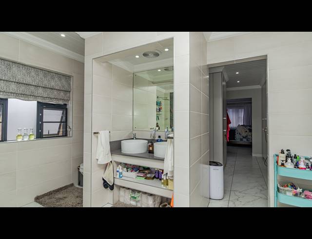 4 BEDROOM HOUSE FOR SALE IN MONTE CHRISTO